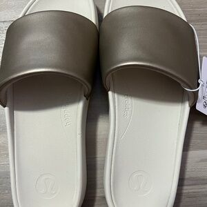 BRAND NEW Lululemon Slides